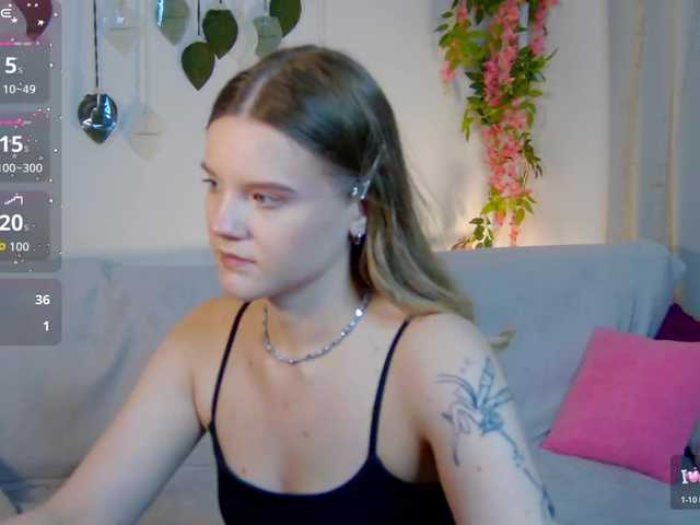 Emma-peach live cam on BongaCams