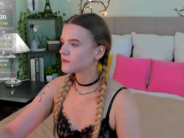 Emma-peach live cam on BongaCams