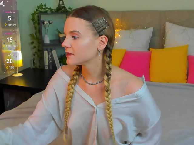 Emma-peach live cam on BongaCams