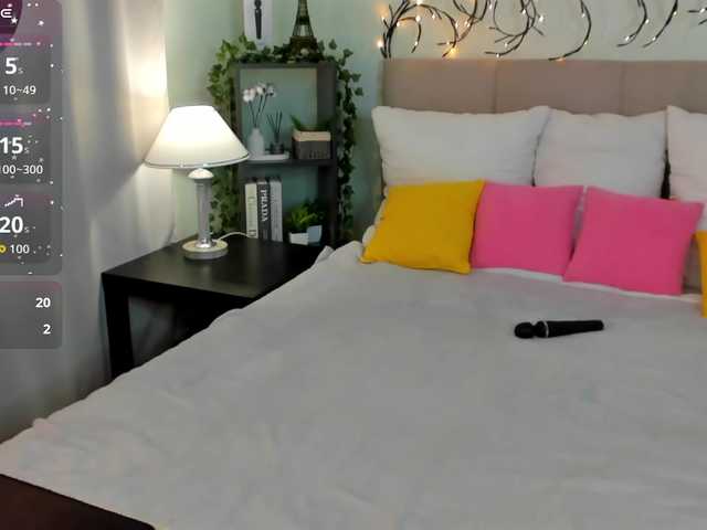 Emma-peach live cam on BongaCams