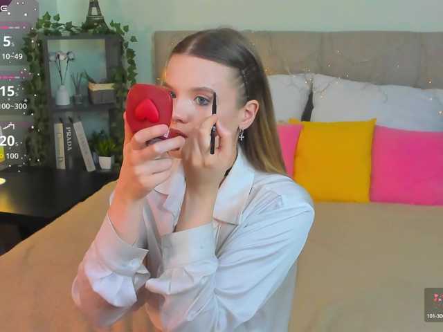 Emma-peach live cam on BongaCams