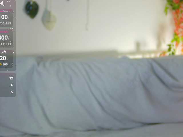 Emma-peach live cam on BongaCams