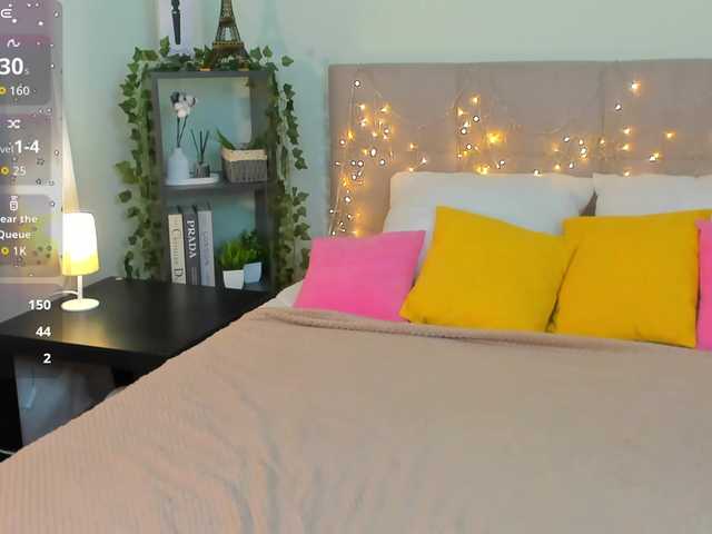 Emma-peach live cam on BongaCams