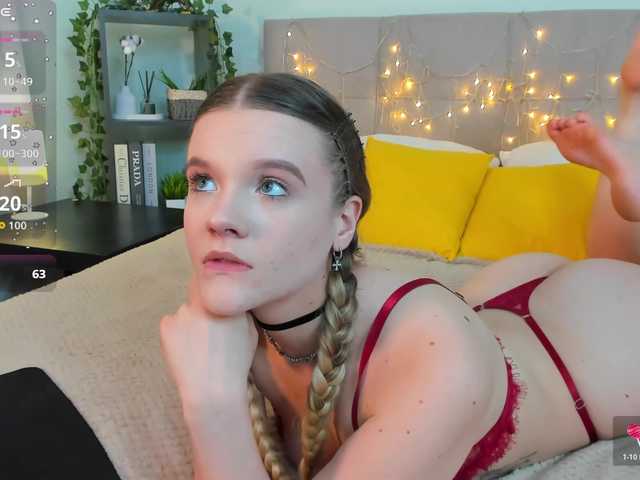 Emma-peach live cam on BongaCams