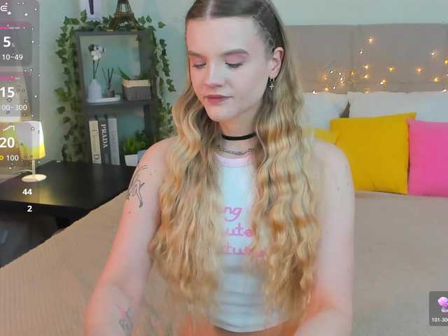 Emma-peach live cam on BongaCams