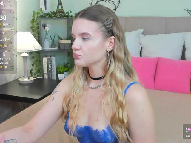 Emma-peach live cam on BongaCams