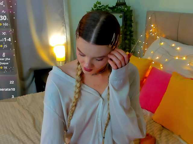 Emma-peach live cam on BongaCams