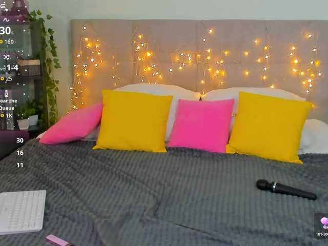 Emma-peach live cam on BongaCams