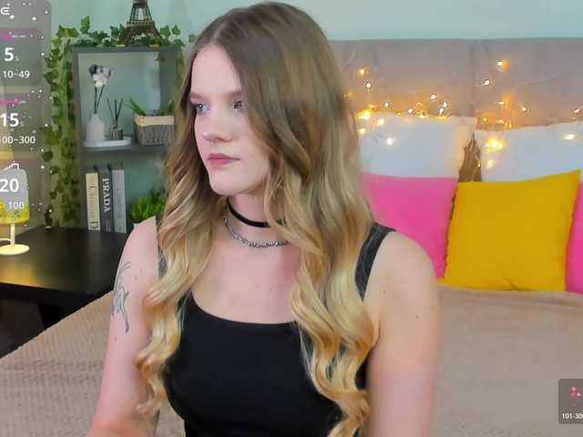 Emma-peach live cam on BongaCams