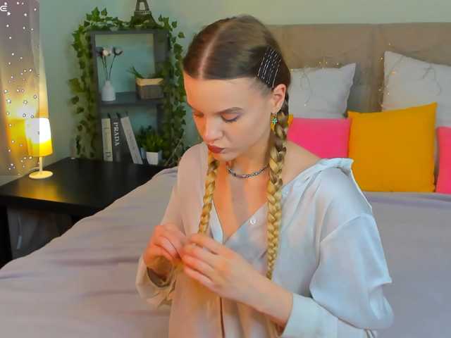 Emma-peach