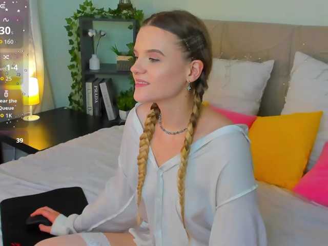 Emma-peach live cam on BongaCams