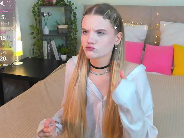 Emma-peach live cam on BongaCams