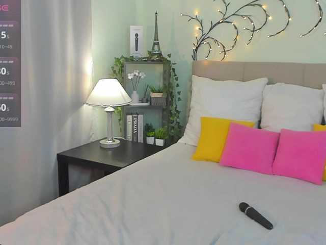 Emma-peach live cam on BongaCams