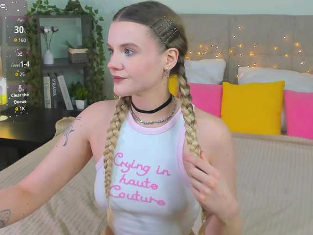 Emma-peach live cam on BongaCams