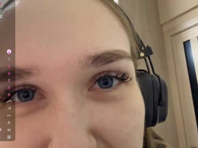 JeaneMckaskle's BongaCams show and profile