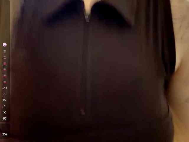 JeaneMckaskle webcam