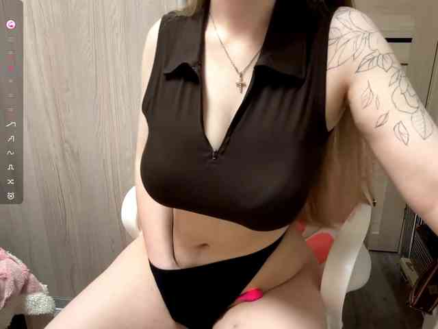 JeaneMckaskle webcam