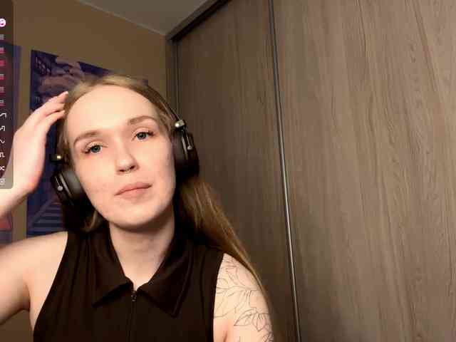 JeaneMckaskle webcam