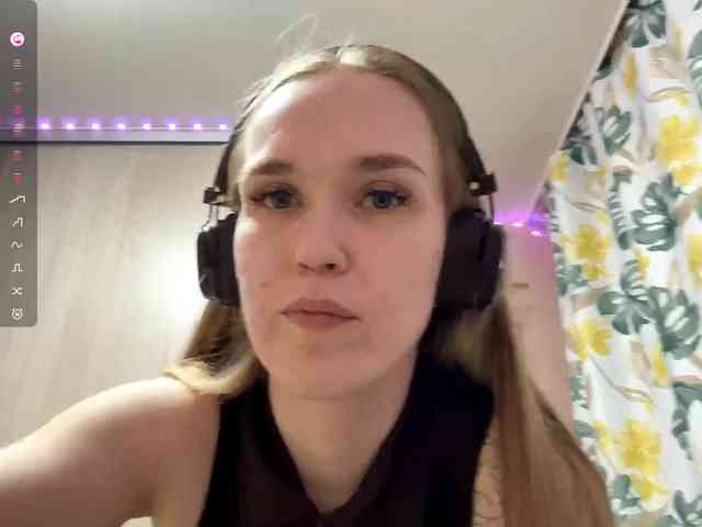 JeaneMckaskle webcam