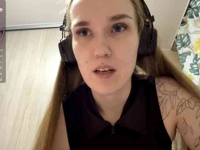 JeaneMckaskle webcam