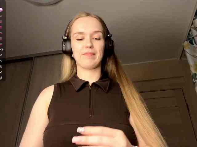 Ce modèle est en direct maintenant. JeaneMckaskle