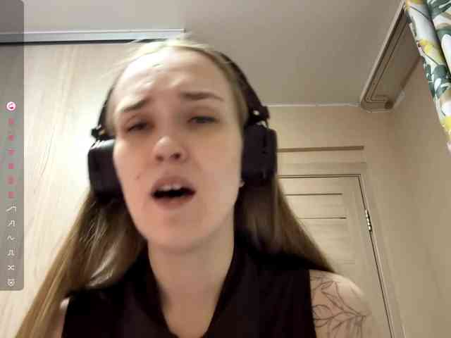 JeaneMckaskle webcam