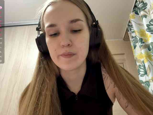 JeaneMckaskle webcam