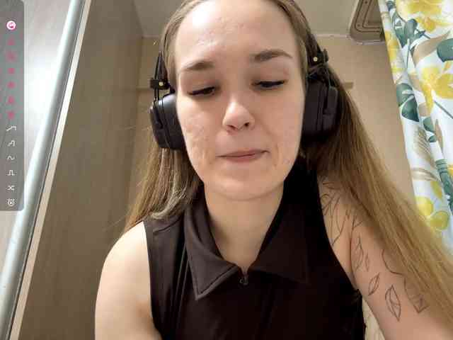 JeaneMckaskle webcam