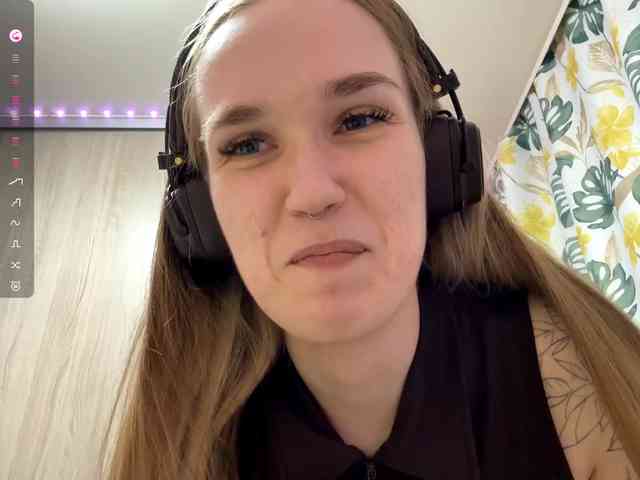 JeaneMckaskle webcam