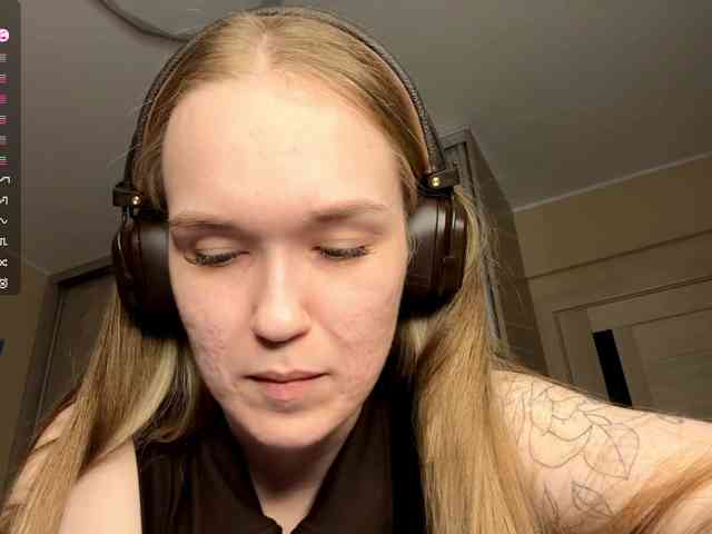 JeaneMckaskle webcam