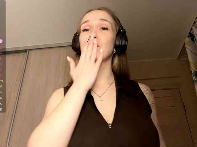JeaneMckaskle webcam