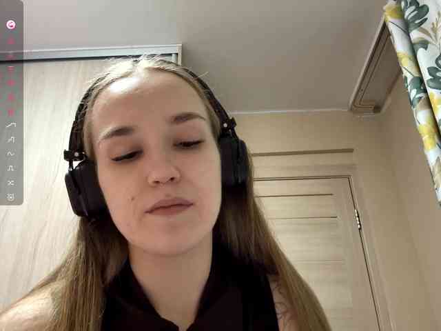 JeaneMckaskle webcam