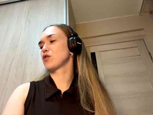 JeaneMckaskle webcam