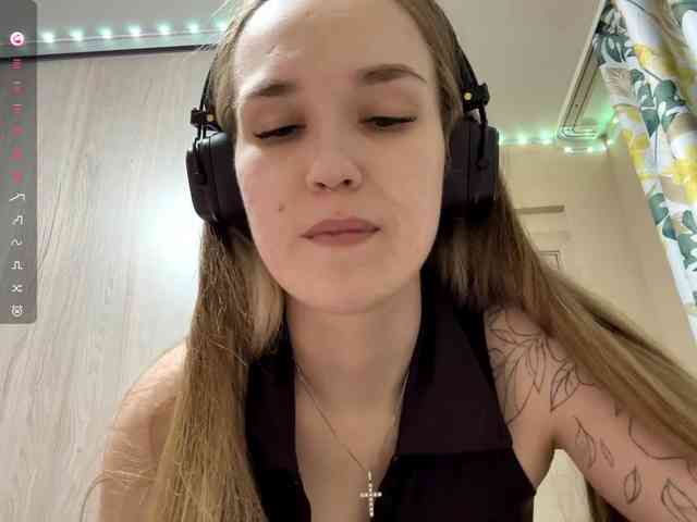 JeaneMckaskle webcam