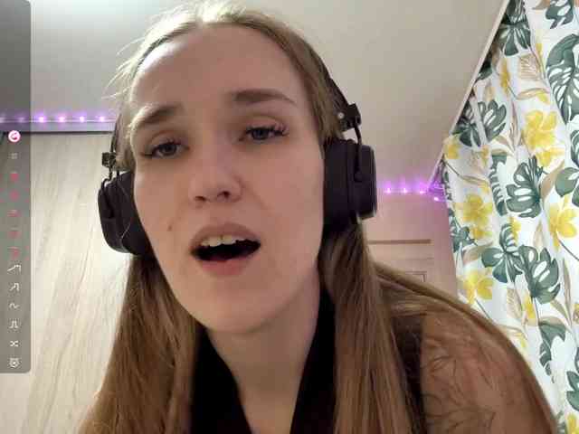 JeaneMckaskle webcam