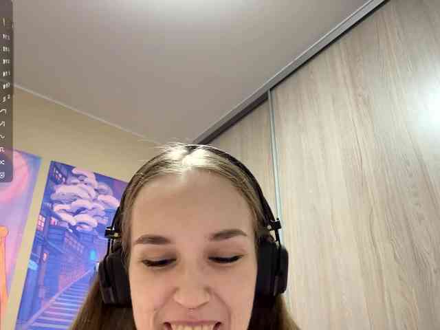 JeaneMckaskle webcam