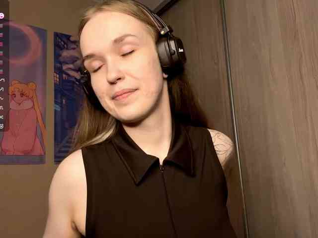 JeaneMckaskle webcam