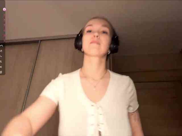 JeaneMckaskle webcam