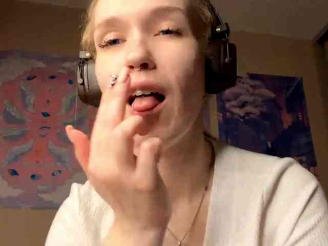 JeaneMckaskle webcam