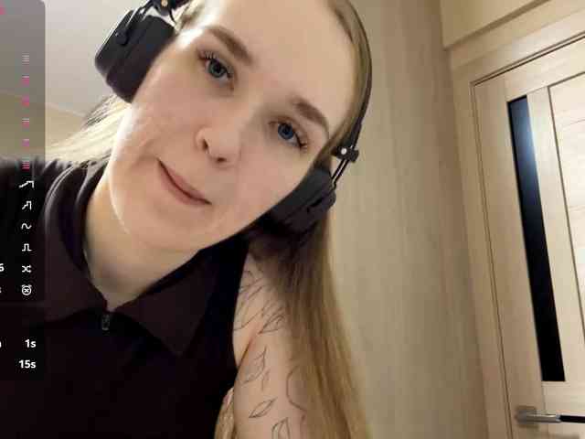 JeaneMckaskle webcam