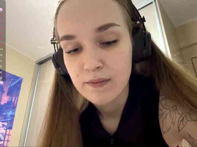 JeaneMckaskle webcam