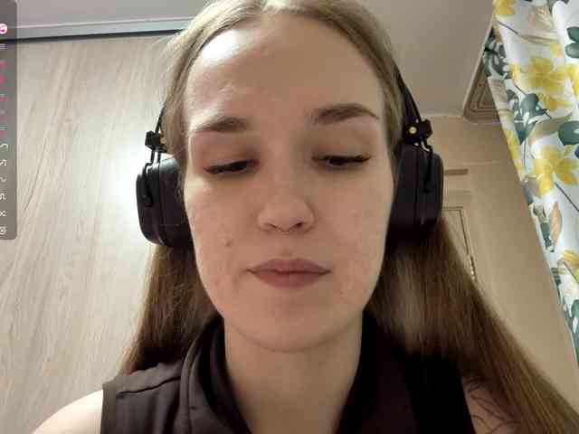 JeaneMckaskle webcam