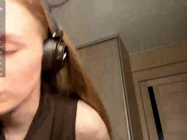 JeaneMckaskle webcam