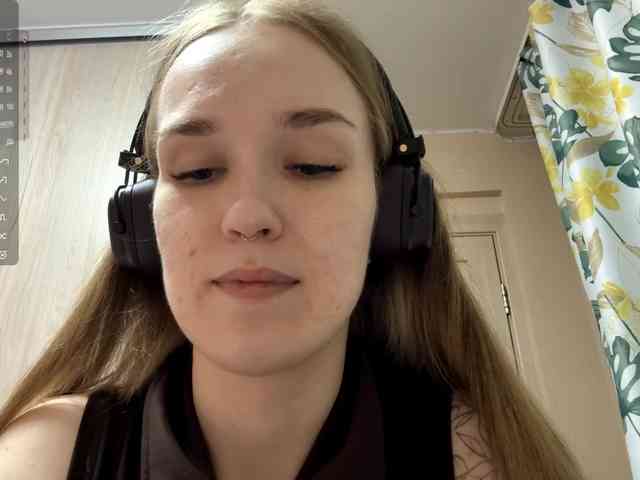 JeaneMckaskle webcam