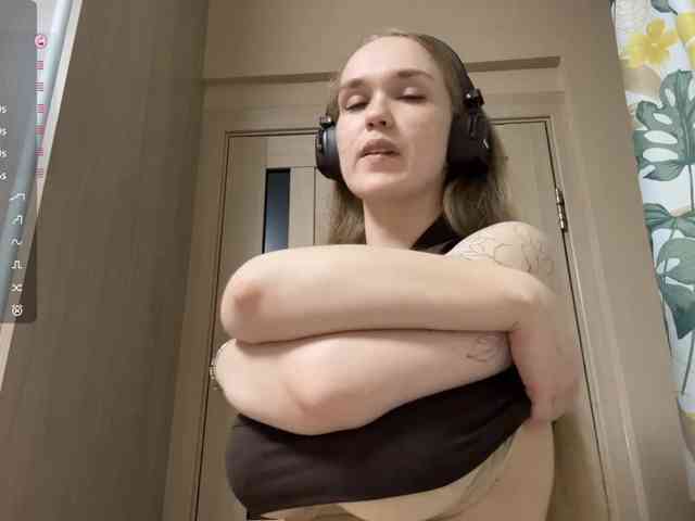 JeaneMckaskle webcam