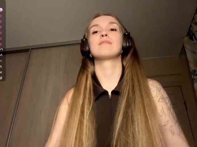 JeaneMckaskle webcam