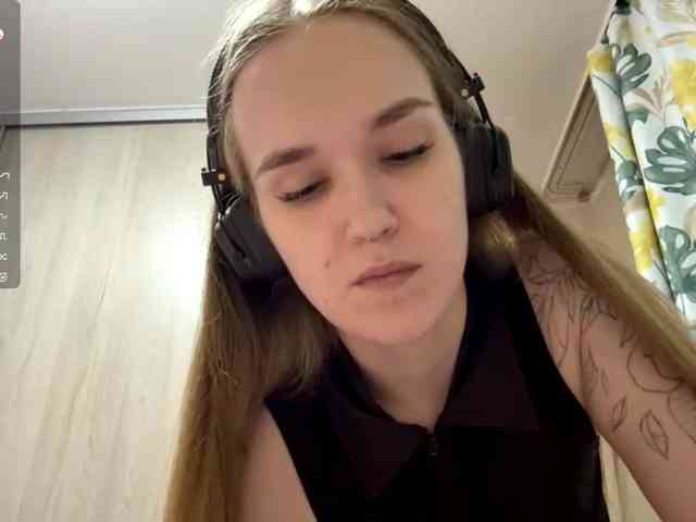 JeaneMckaskle webcam