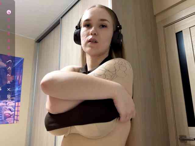 JeaneMckaskle webcam