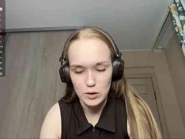 JeaneMckaskle webcam