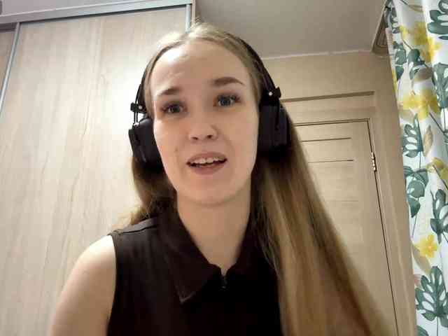 JeaneMckaskle webcam